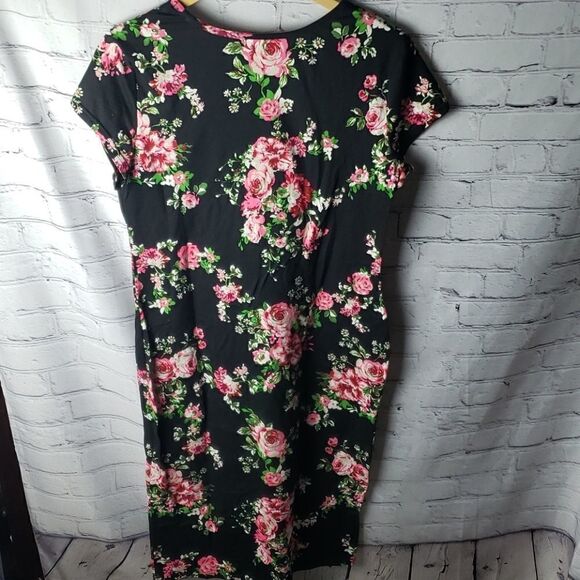 Floral Dress  - Picture 3 of 4